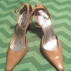 Valley Lane Ankle Strap Pump